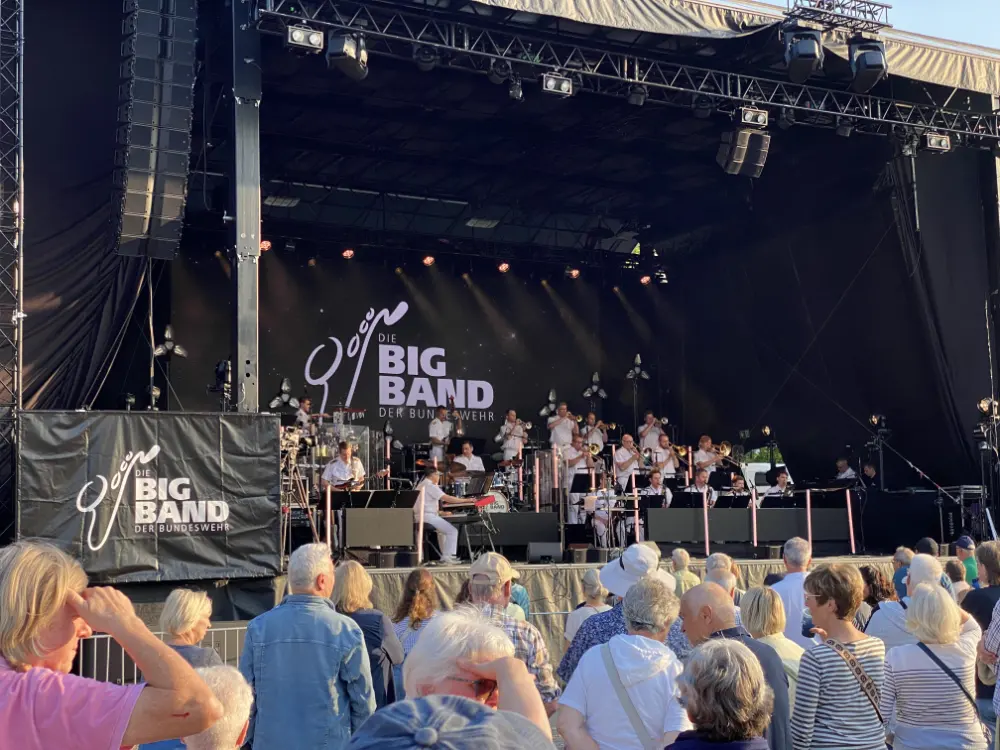 Kultursommer in Dorsten Konzert des Bundeswehr Bigband 2